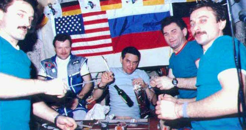 NBC: “Cosmonauts gather to have some cognac on the Mir space station in 1997, hours after a flash fire nearly killed them. Alexander Lazutkin is at far right. The picture was taken by NASA astronaut Jerry Linenger, who passed up the opportunity to imbibe.”